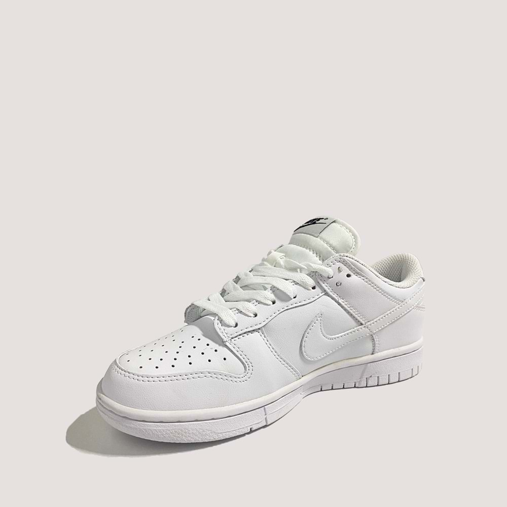 Nike W Dunk Low Kadın Sneaker - Beyaz - 40