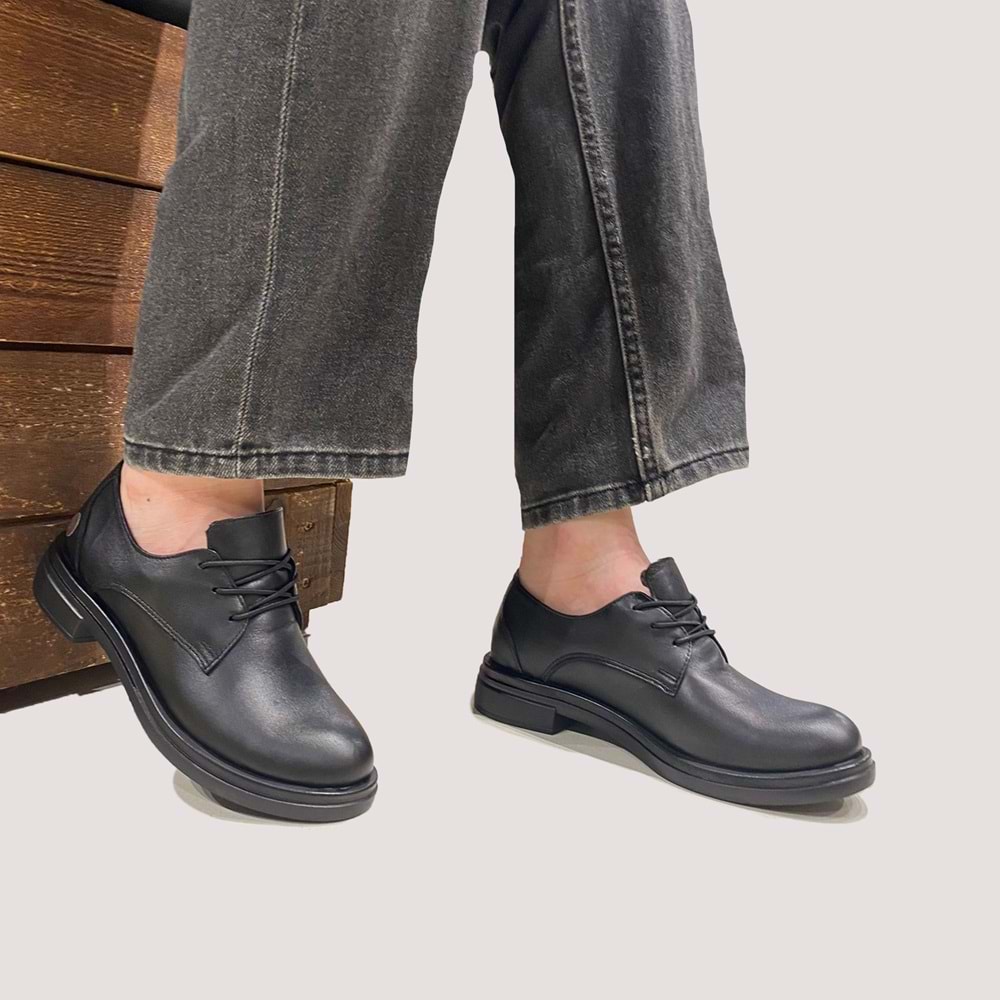 D24KA-275 LX Kadın Deri Günlük Ayakkabı - Siyah - 40