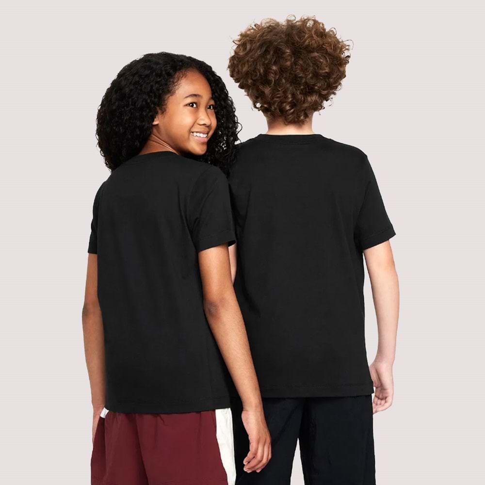 Nike Sportswear Çocuk Siyah T-Shirt FZ5125-010 - Siyah - M
