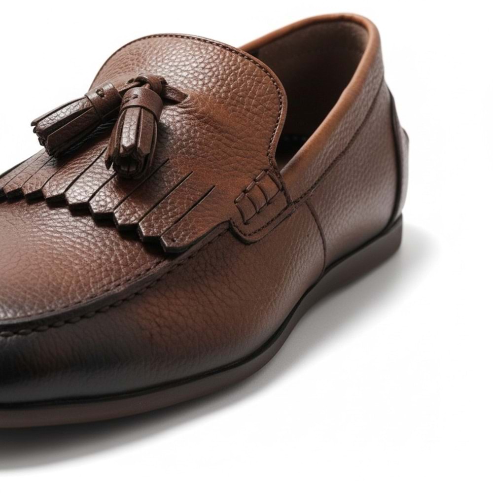 Erkek Hakiki Deri Püsküllü Loafer Ayakkabı K17903 - Kahve - 44