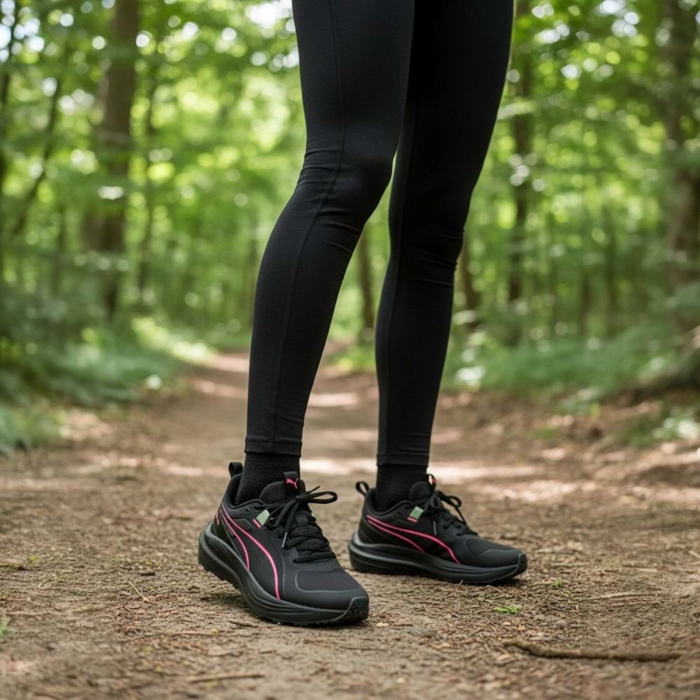 Puma Flare Pro Trail Kadın Spor Ayakkabı 31173216 - Siyah-Pembe - 36