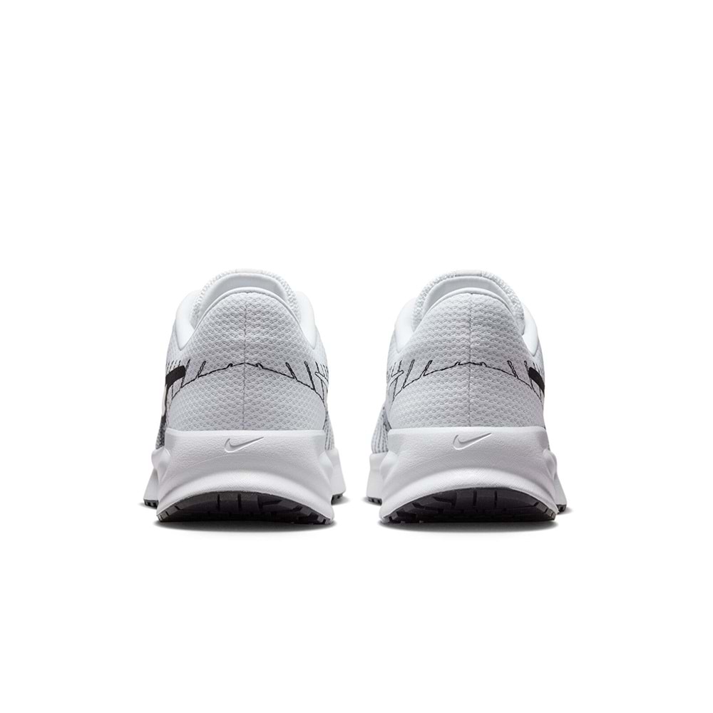 Nike Run Defy Erkek Koşu Ayakkabısı HM9594-102 - Beyaz - 41