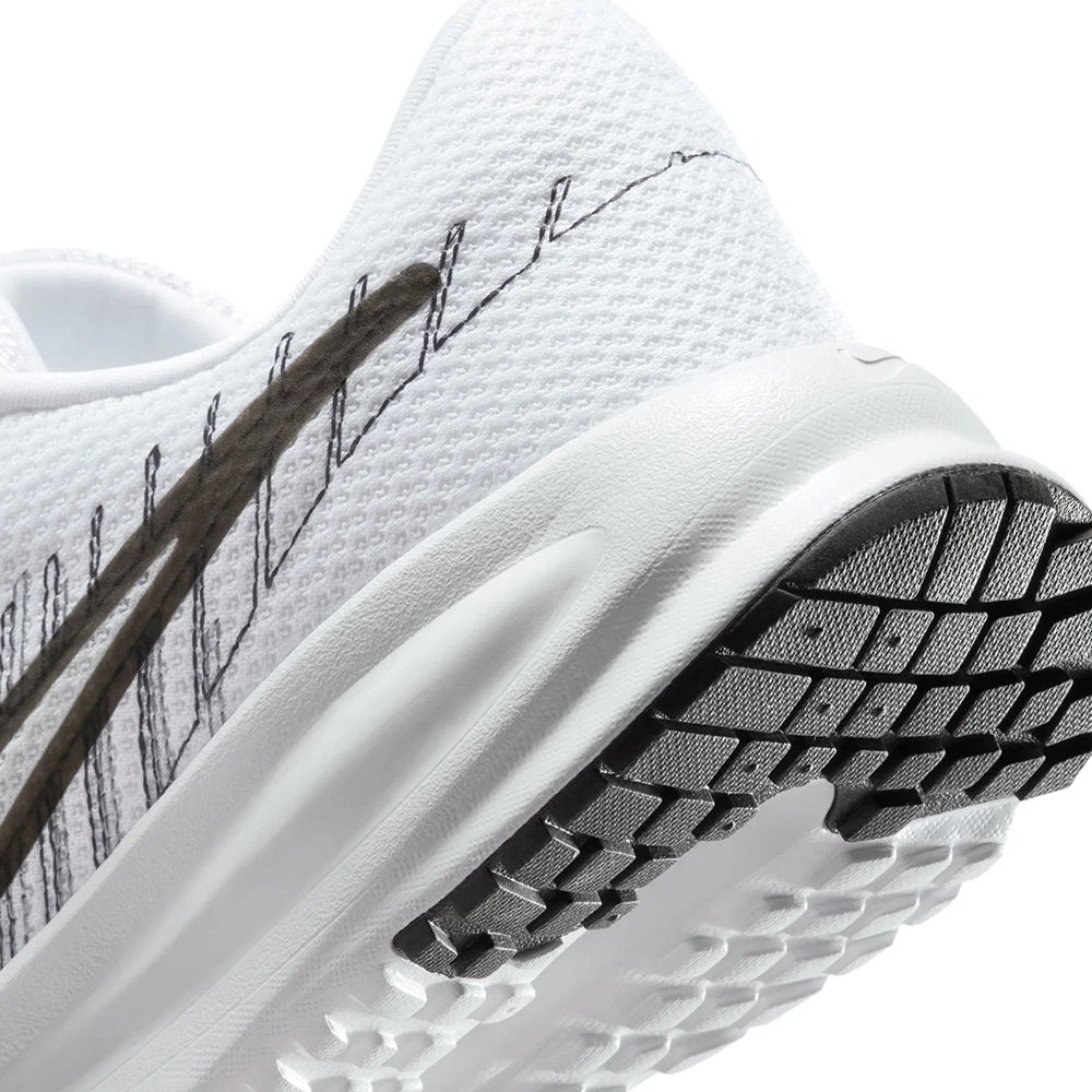 Nike Run Defy Koşu Ayakkabısı HM9593-101 - Beyaz - 37,5