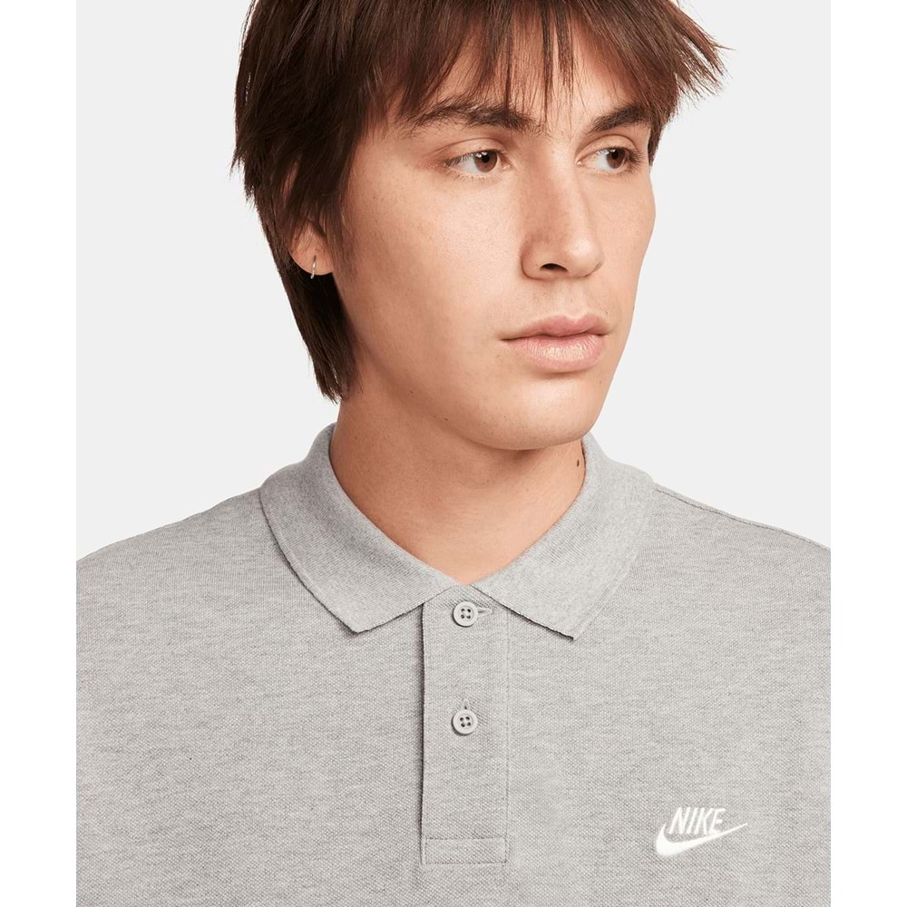 Nike Club Short Erkek Tshirt FN3894-063 - Gri - L