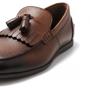 Erkek Hakiki Deri Püsküllü Loafer Ayakkabı K17903 - Kahve - 44