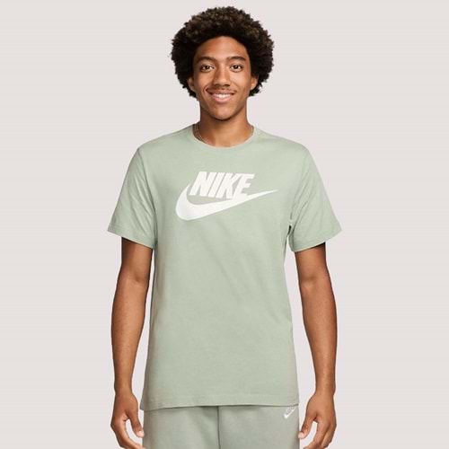 Nike Sportwear AR5004-371 Futura Tshirt